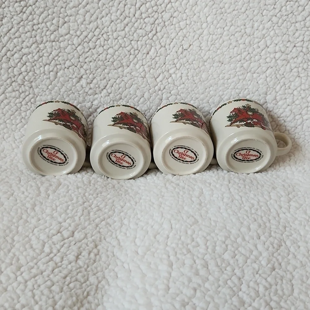 Vintage O' Christmas tree ceramic tea cups set of 4